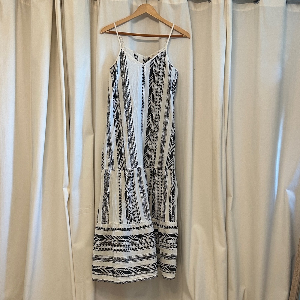 Anthropologie Elan Black and White tiered Geometric Maxi Dress